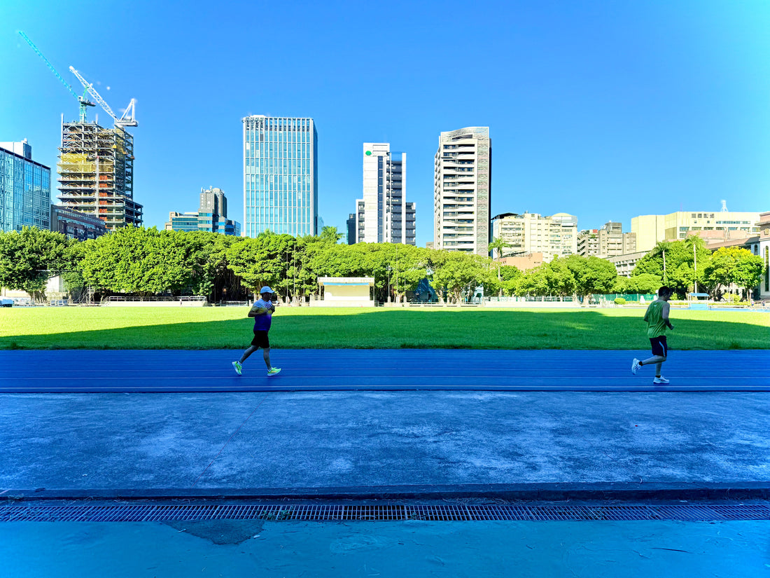 Moon Holiday Saturday